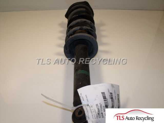 2003 Lexus IS 300 Strut