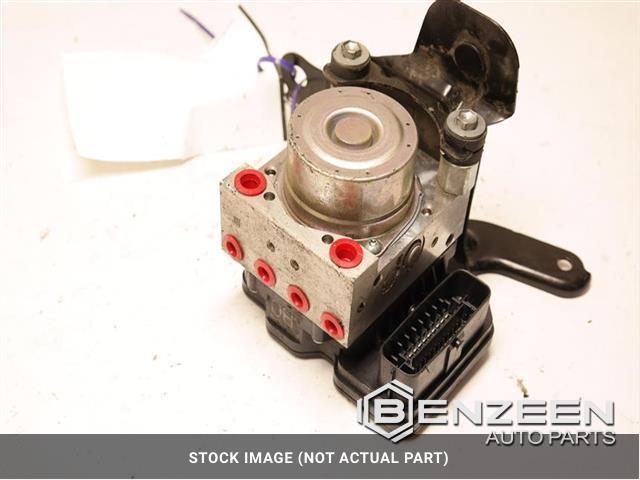 2017 Toyota Corolla ABS Pump