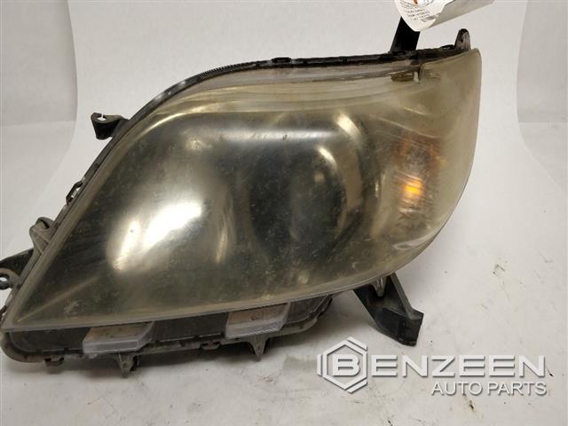 2011 Toyota Sienna Headlamp Assembly (Left)