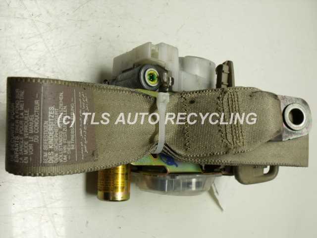 1999 Lexus GS 300 Front Seat Belt
