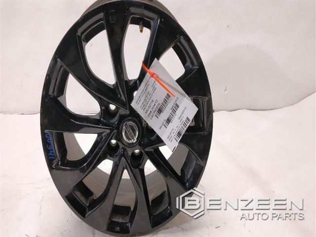 2018 NISSAN Sentra Wheel / Rim (Left)