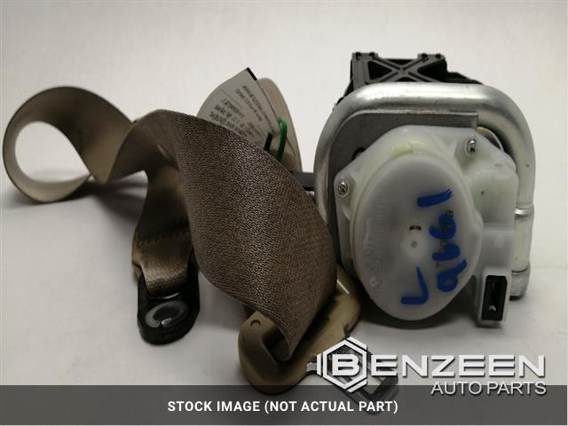 2005 Lexus GX 470 Front Seat Belt