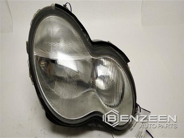 2001 Mercedes-Benz C320 Headlamp Assembly (Right)