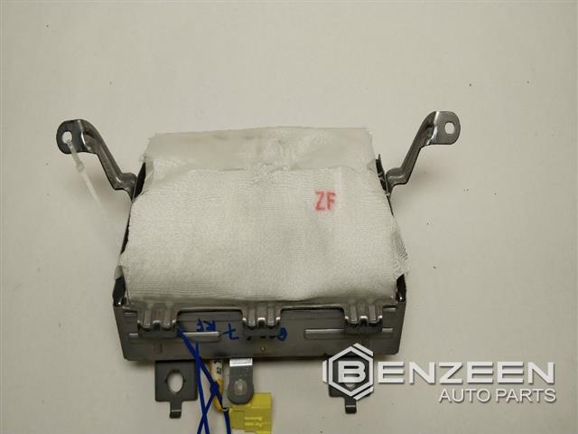 2016 Toyota Prius V Air Bag (Right)