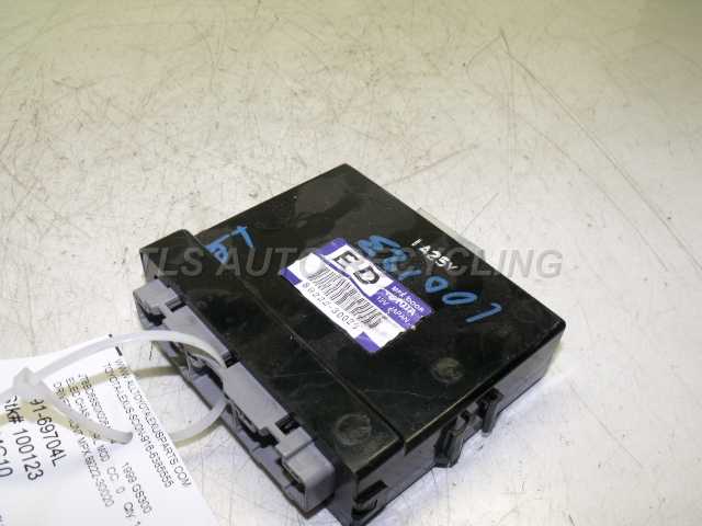 1999 Lexus GS 300 Computer / Module (Left)