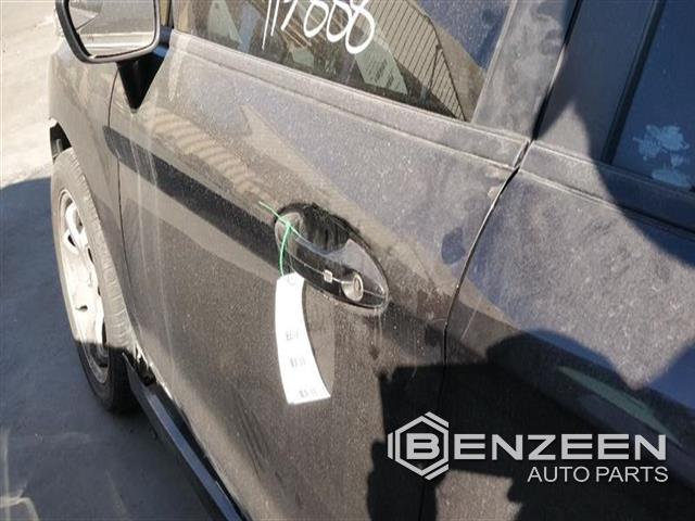 2011 Ford Fiesta Front Door (Left)
