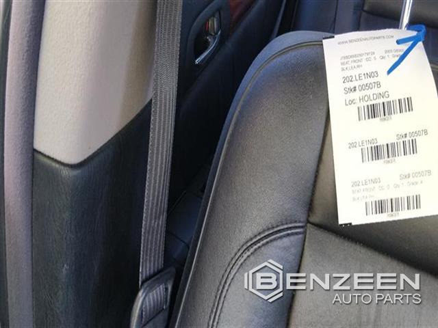 2003 Lexus GS 300 Front Seat Belt