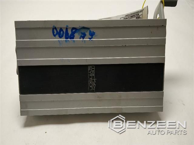 2002 Lexus SC 430 Radio / Amplifier