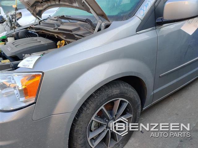 2017 Dodge Caravan Fender (Left)
