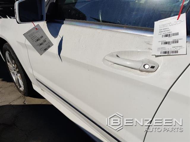 2015 Mercedes-Benz GLK350 Front Door (Left)