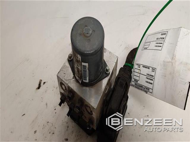 2014 Mercedes-Benz ML350 ABS Pump