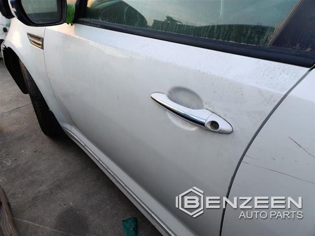 2014 Kia Optima Front Door (Left)