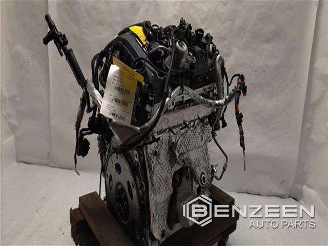 2018 BMW 330i Engine Assembly