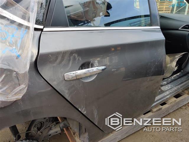 2018 NISSAN Sentra Rear Door (Right)