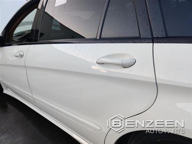 2006 Mercedes-Benz R350 Rear Door (Left)