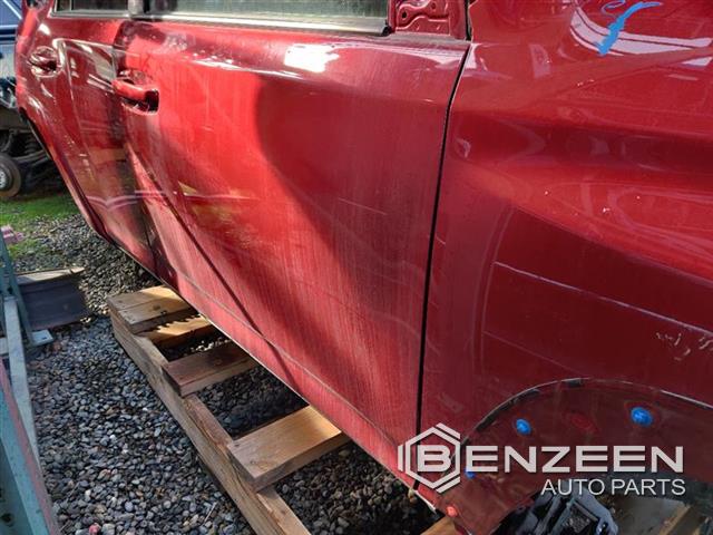 2010 Toyota 4 Runner Front Door (Right)