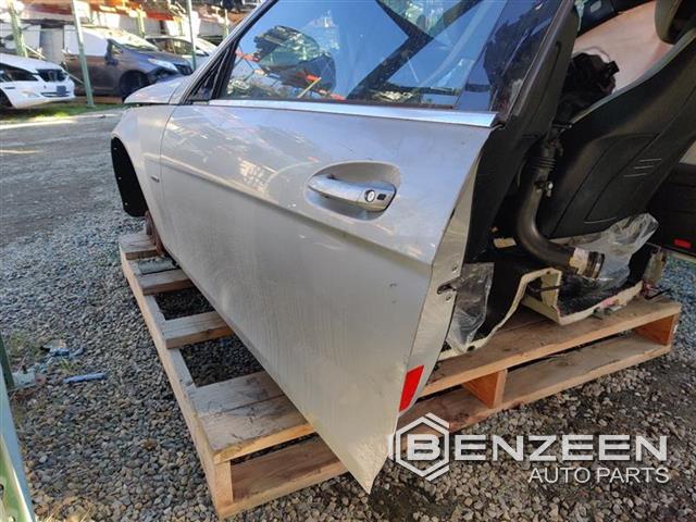 2012 Mercedes-Benz C250 Front Door (Left)