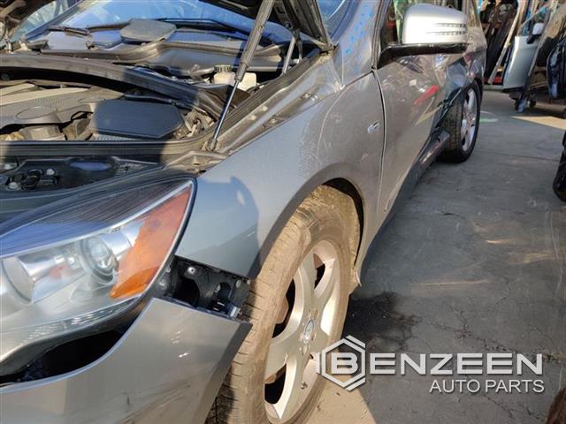 2011 Mercedes-Benz R350 Fender (Left)