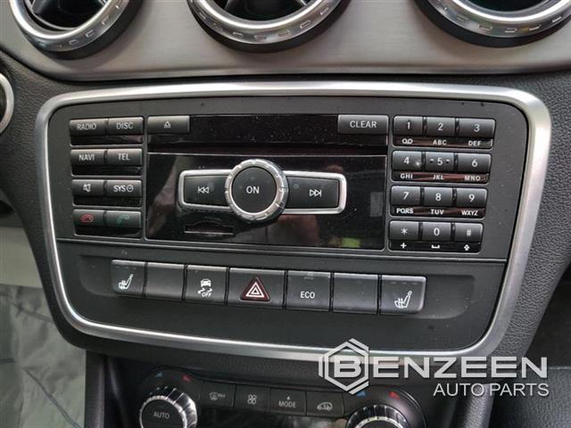 2015 Mercedes-Benz GLA45 Radio / Amplifier