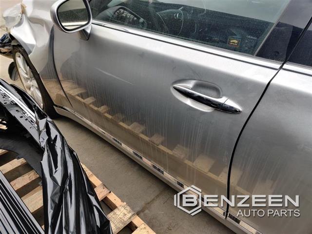2007 Lexus LS 460 L Front Door (Left)