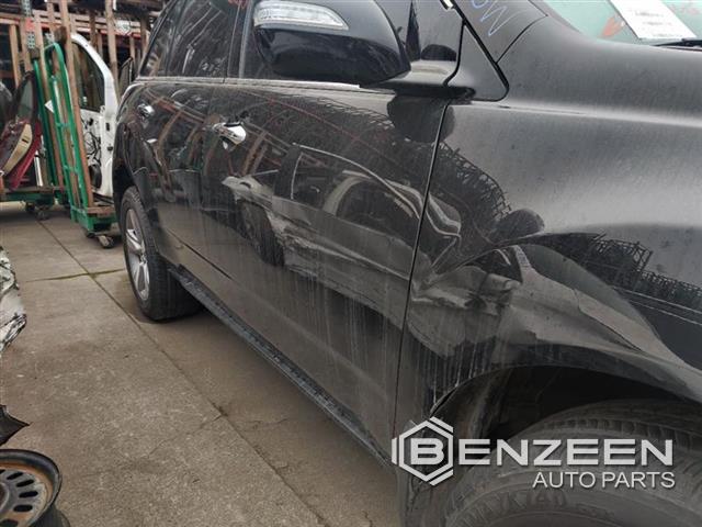 2010 Acura MDX Front Door (Right)