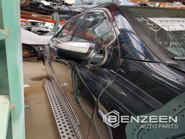 2006 Mercedes-Benz ML350 Front Door (Right)