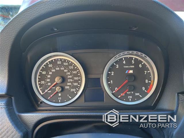 2009 BMW M3 Speedometer / Head Cluster