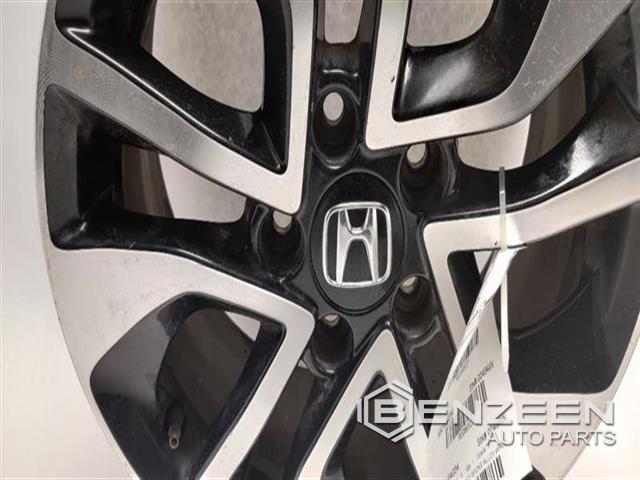 2015 Honda Civic Wheel / Rim