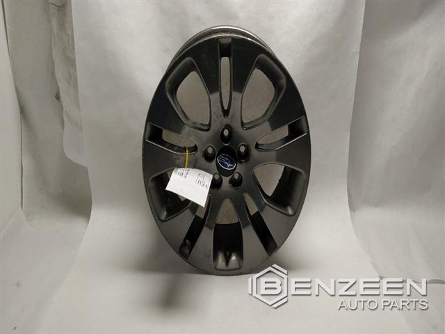 2015 Subaru Impreza Wheel / Rim (Left)