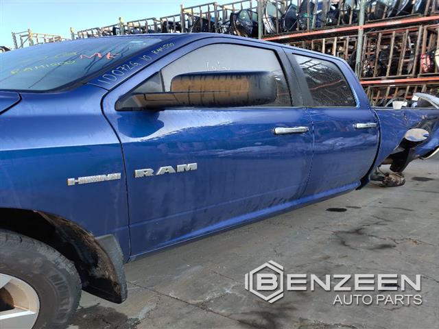 2010 Dodge Ram 1500 Front Door (Left)