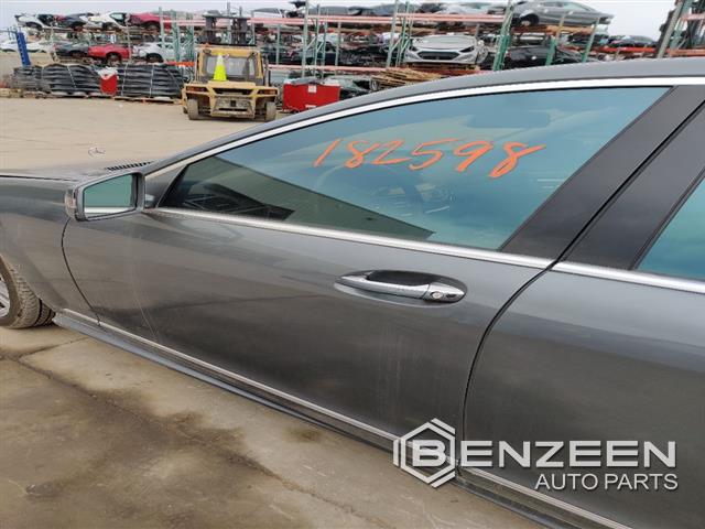 2007 Mercedes-Benz S550 Front Door (Left)