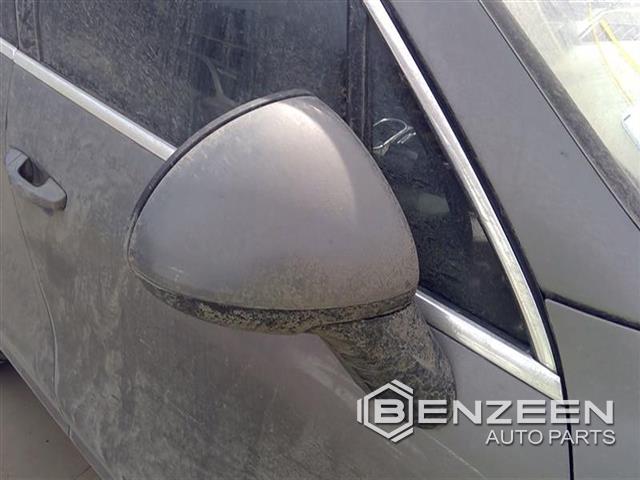 2011 Porsche Cayenne Side View Mirror (Right)