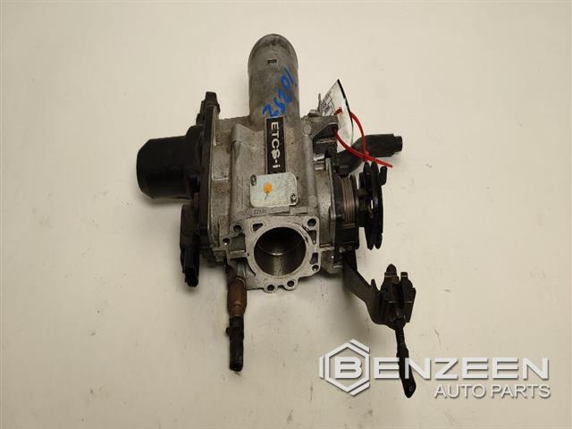 2005 Lexus IS 300 Throttle Body