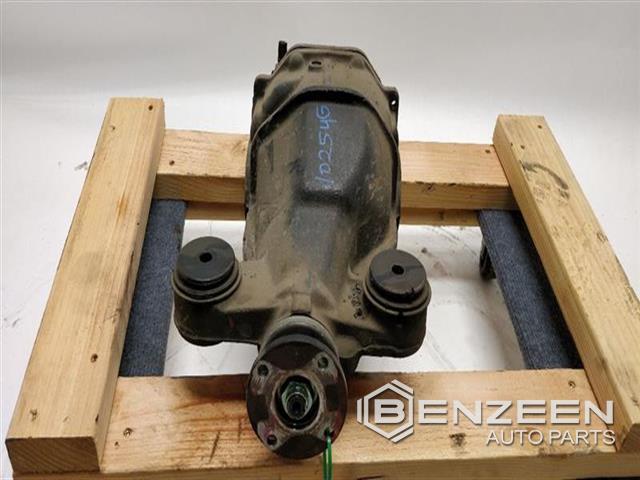 2001 Lexus IS 300 Differential / Carrier Assembly