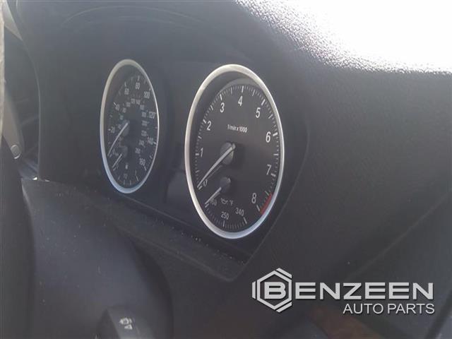 2009 BMW X6 Speedometer / Head Cluster