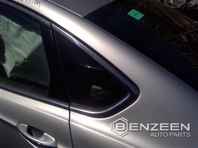 2017 Ford Fusion Quarter Glass (Left)