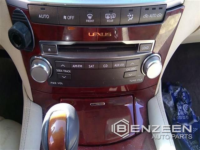 2010 Lexus LS 460 L Radio / Amplifier
