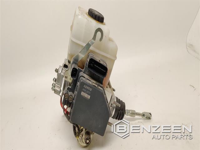 2010 Lexus LX 570 ABS Pump