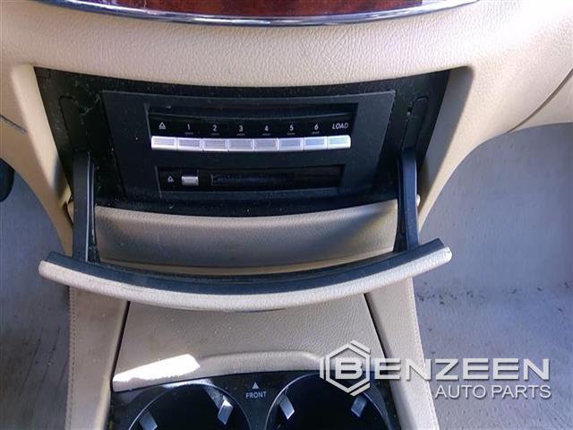2008 Mercedes-Benz S550 Radio / Amplifier