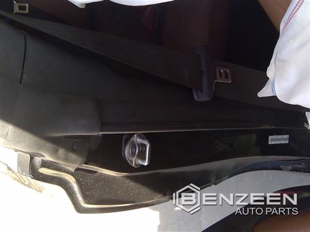 2011 Hyundai Genesis Front Seat Belt