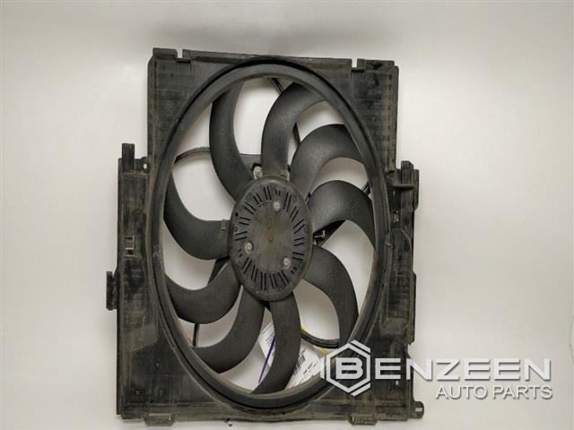 2015 BMW M235i Radiator Conditioner Fan Motor