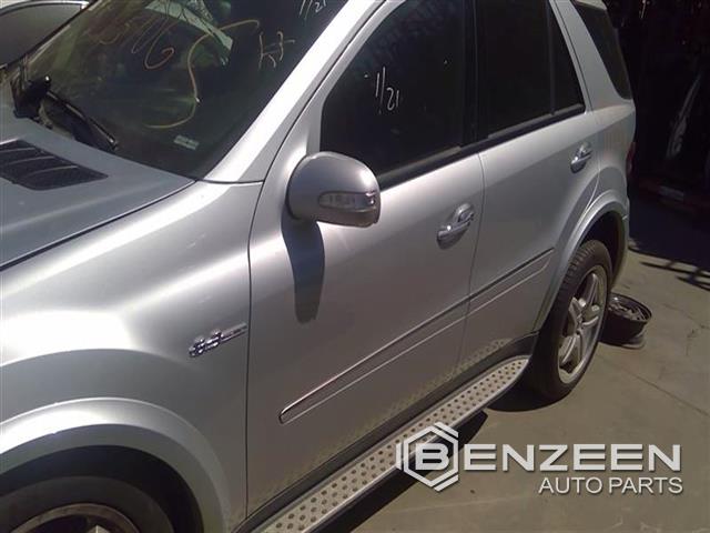 2006 MERCEDES-BENZ ML63 Front Door (Left)