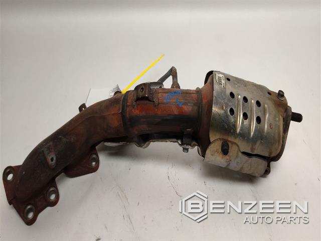2011 Hyundai Genesis Exhaust Manifold (Left)