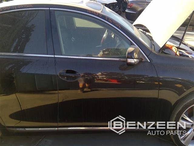 2007 Lexus GS 450h Front Door (Right)