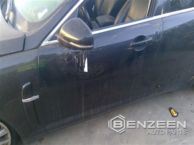 2009 Jaguar XF Front Door (Left)