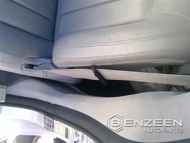 2012 Mercedes-Benz CLS550 Front Seat Belt