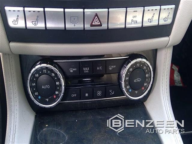 2012 Mercedes-Benz CLS550 Temperature Control Unit