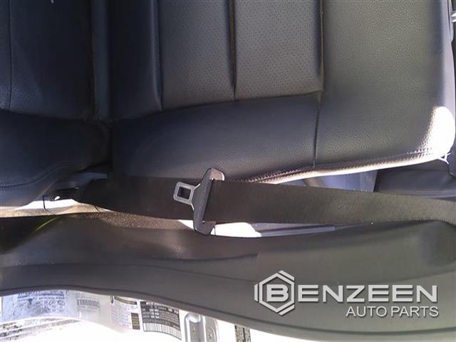 2010 Mercedes-Benz E350 Front Seat Belt