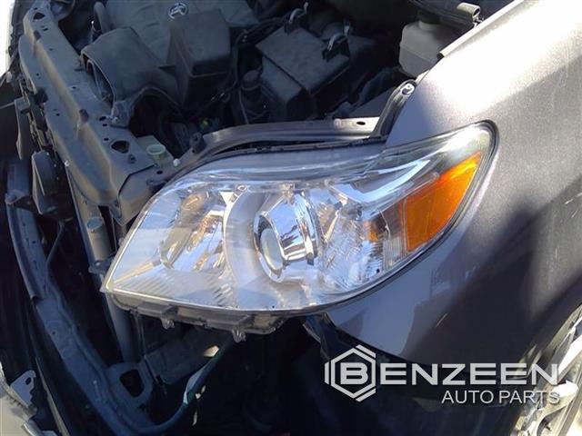2014 Toyota Sienna Headlamp Assembly (Left)