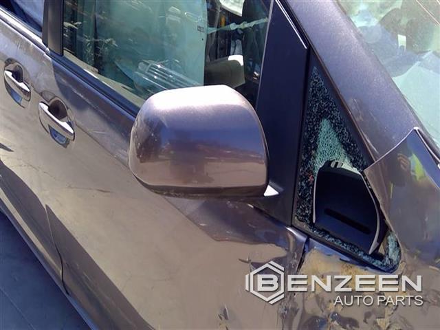 2014 Toyota Sienna Side View Mirror (Right)